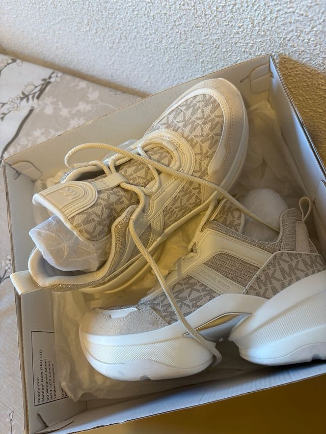 Zapatillas Michael Kors Beige/Plata