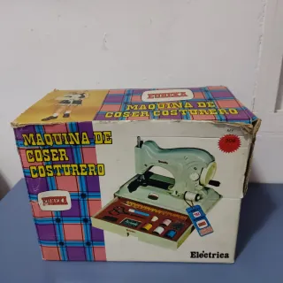 Máquina de coser EUREKA Costurero