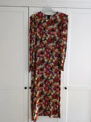 Vestido estampado floral tonos otoñales