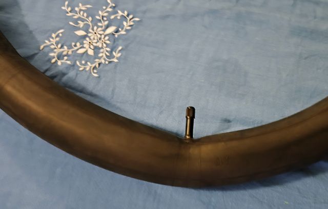 2 Cubiertas MTB 24 p. + 2 Cámaras Aire 24 p.