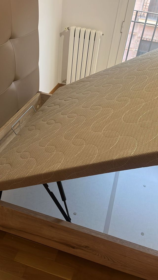 Canapé abatible madera y polipiel