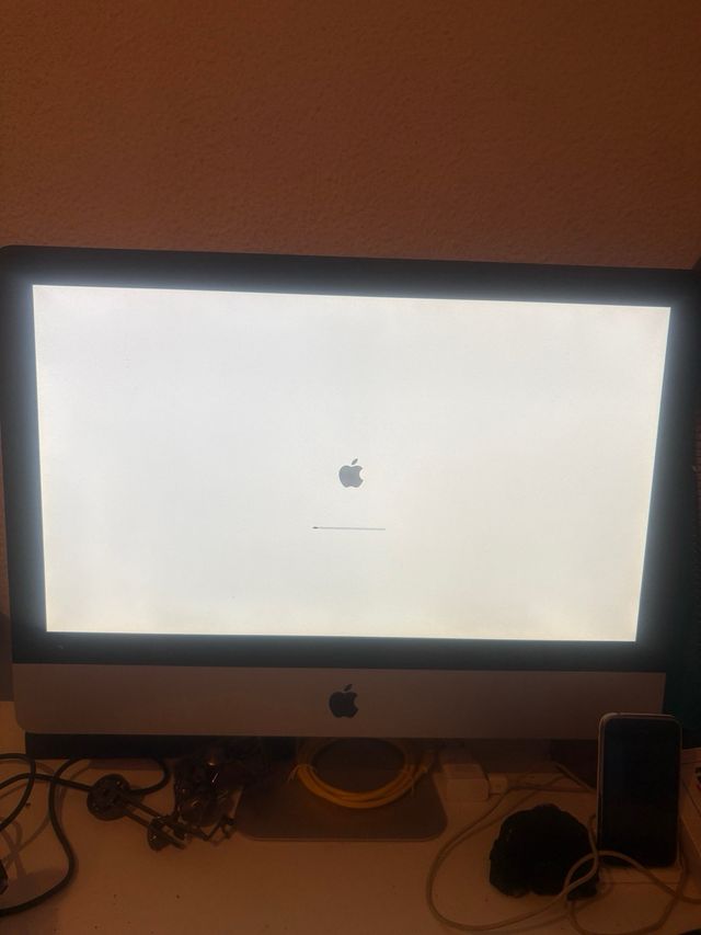 iMac Apple Plata y Negro