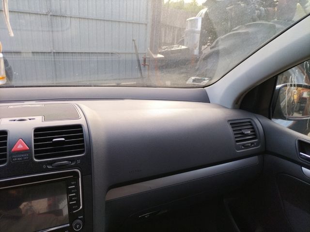 Frontal Golf V + Airbags