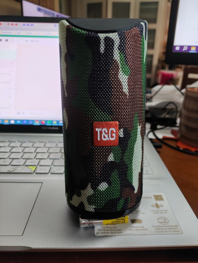 ◆PRECINTADO◆ Altavoz bluetooth con radio y microSD