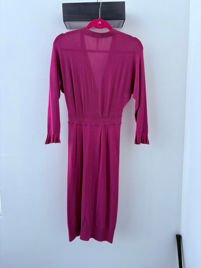 Vestido de punto midi rosa