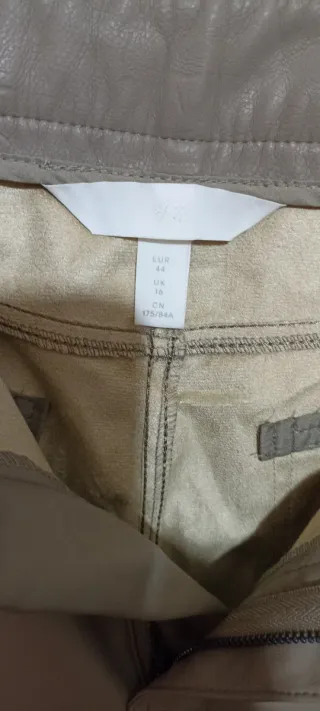 Pantaloni similpelle beige tortora