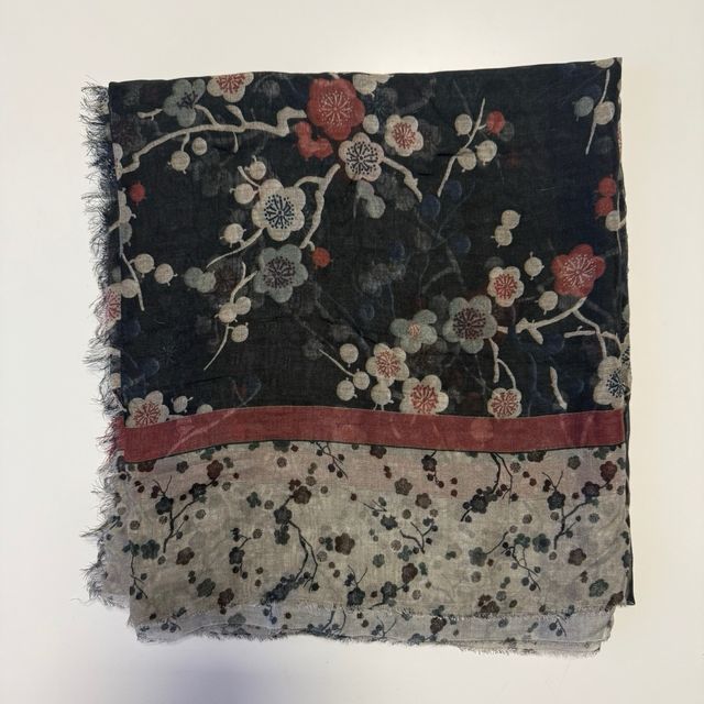 Sciarpa Falconeri floreale 100% modal