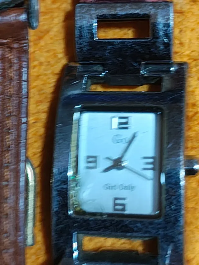 Reloj Girl Only Plata y Marrón