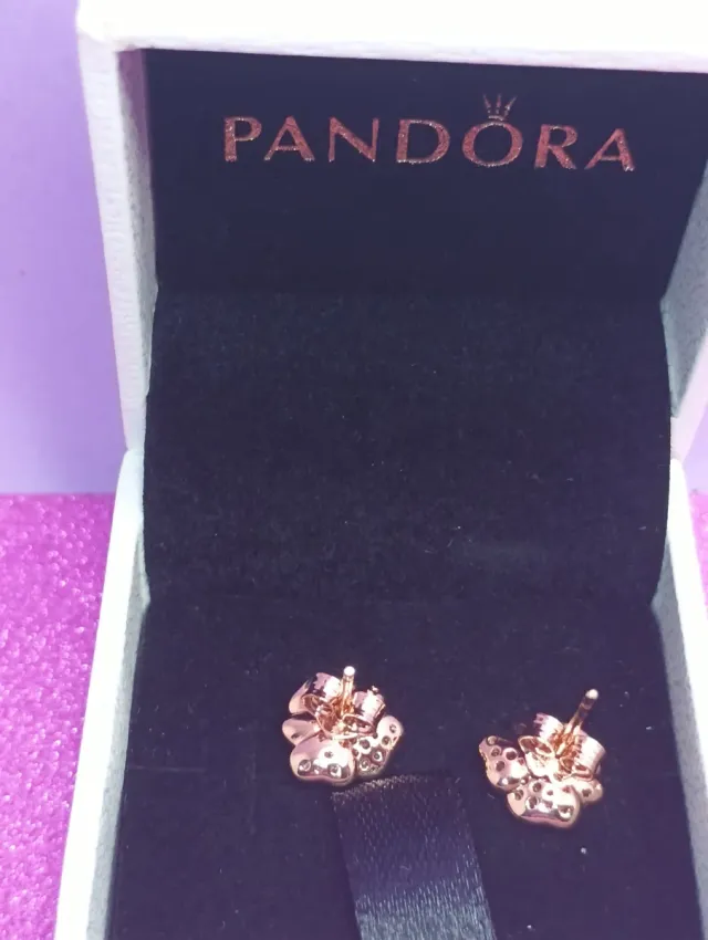 Pendientes Pandora Flor Morada y Dorada