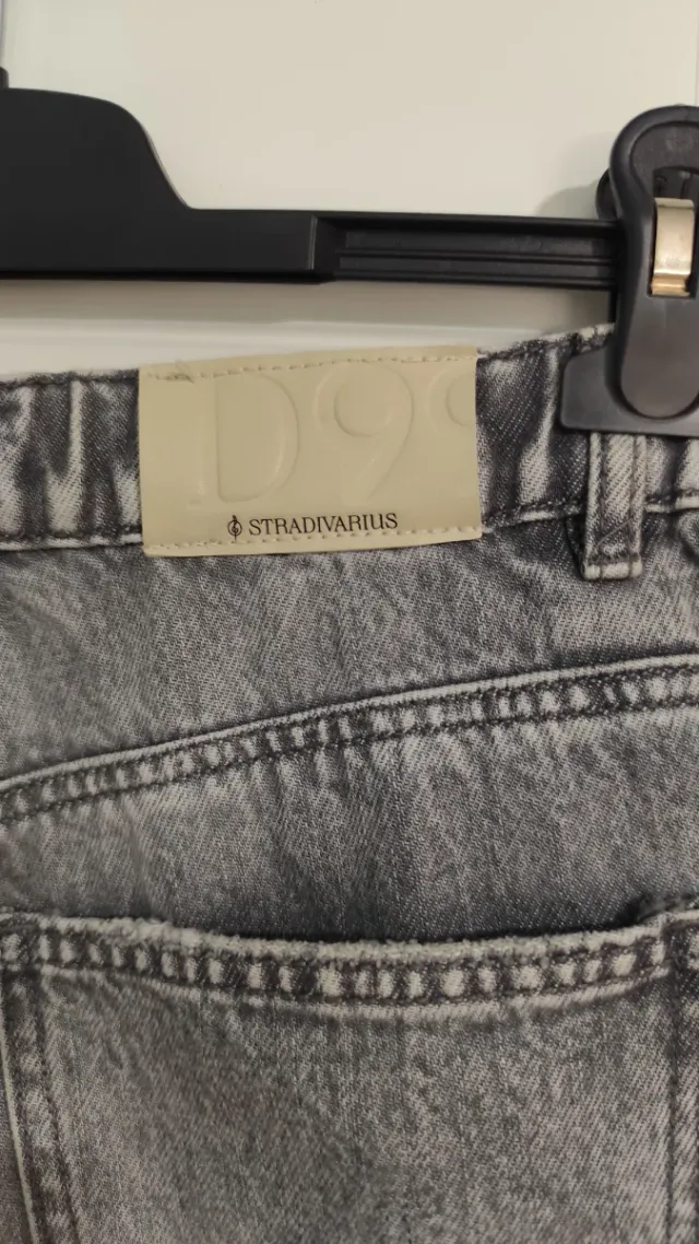 Pantalón wide leg gris D99