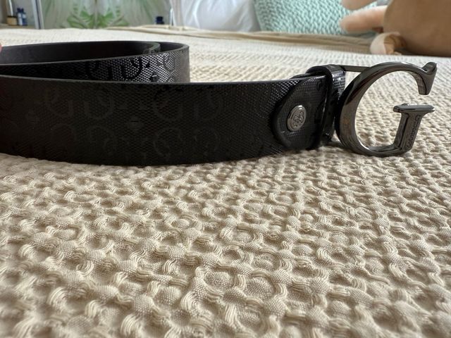 Cinturón Guess Negro Hebilla G