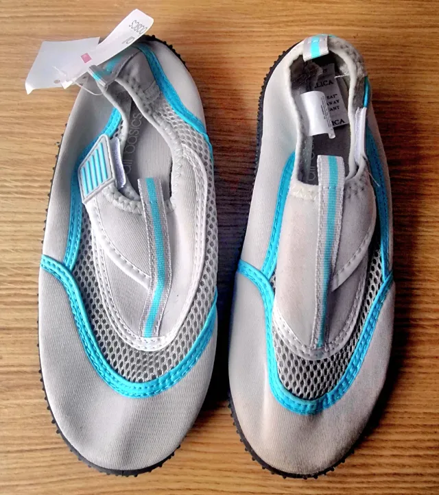 Zapatillas acuáticas Tottus Talla 37