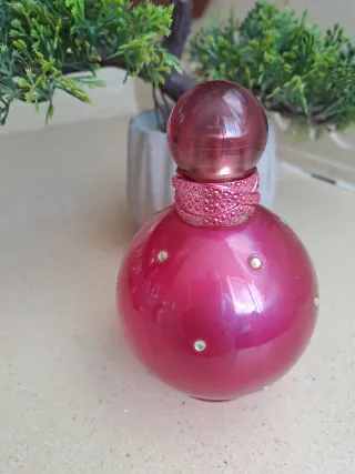 Collezione di bottiglie di profumo Britney Spears Fantasy