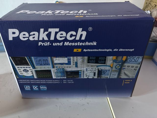 Fuente de Alimentación PeakTech 6225A