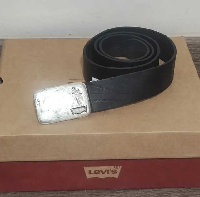 Cinturón Levi's Negro Hebilla Metálica