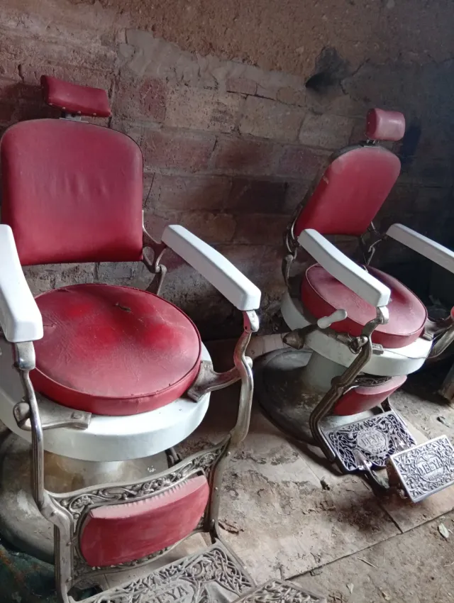Sillas de barbero antiguas