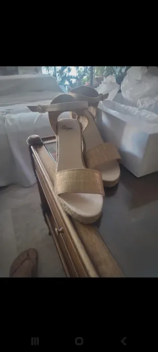 Alpargatas Castañer Doradas Talla 40