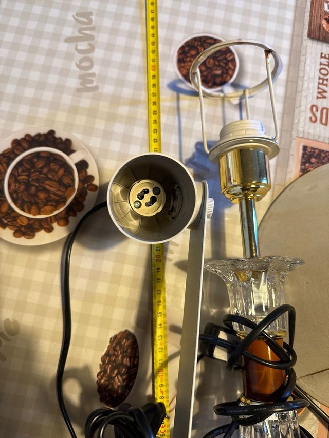 dos Lámparas de mesa auxiliar cristal y metal