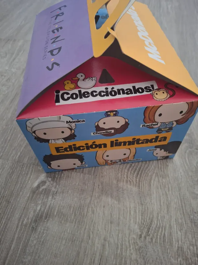 Caja Coleccionable Friends McDonald's