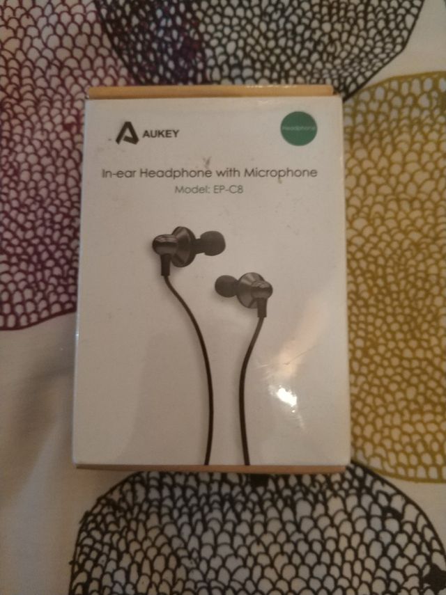 ◆NUEVO◆  Auriculares con cable, varios modelos