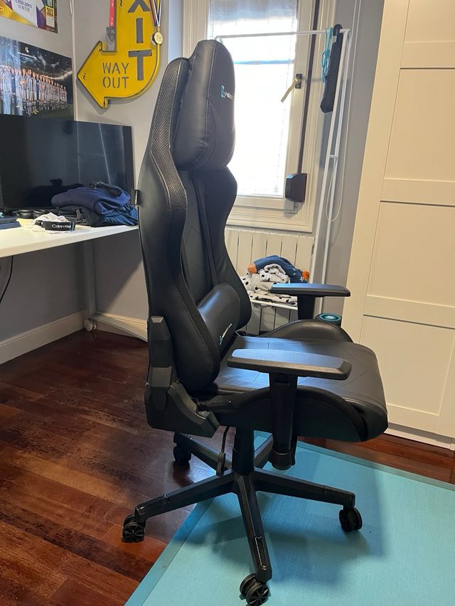 Silla Gaming Newskill Negra