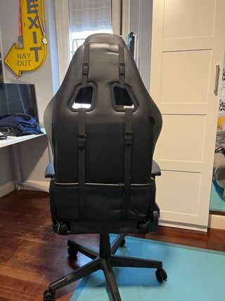 Silla Gaming Newskill Negra