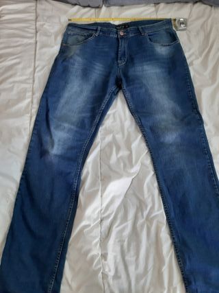 Pantalón vaquero azul Inside Talla 48