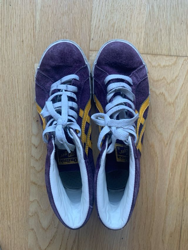 Onitsuka Tiger Morado y amarillo