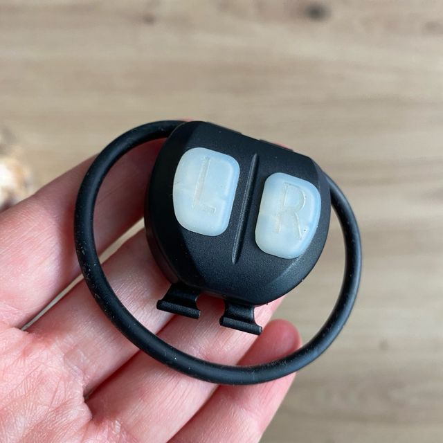 Casco Oxelo Negro con Luz Trasera