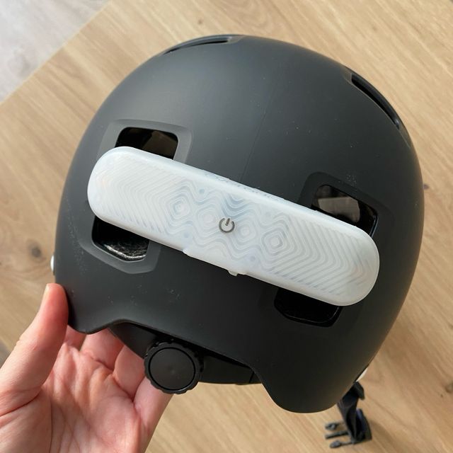 Casco Oxelo Negro con Luz Trasera