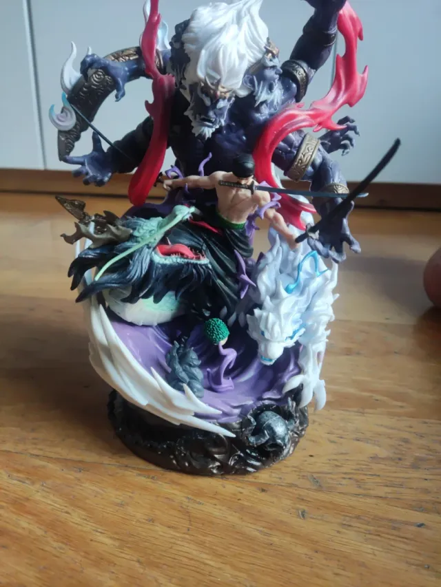 Figura Roronoa Zoro Rey del Infierno