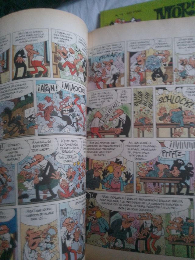 3 tebeos de Mortadelo y Filemón .