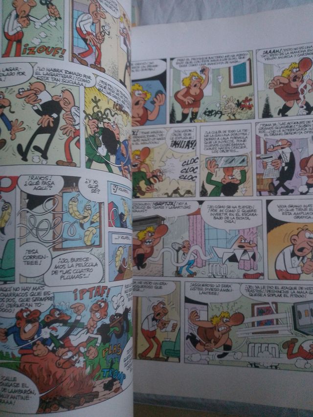 3 tebeos de Mortadelo y Filemón .
