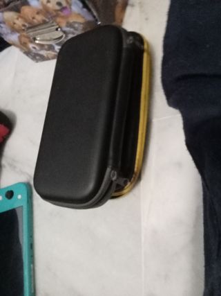 Nintendo Switch Lite verde + 2 custodie