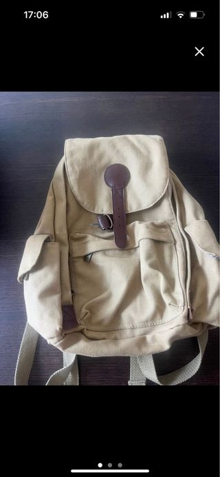 Mochila beige para viajes o niños