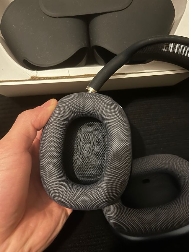 AirPods Max Midnight - Apple