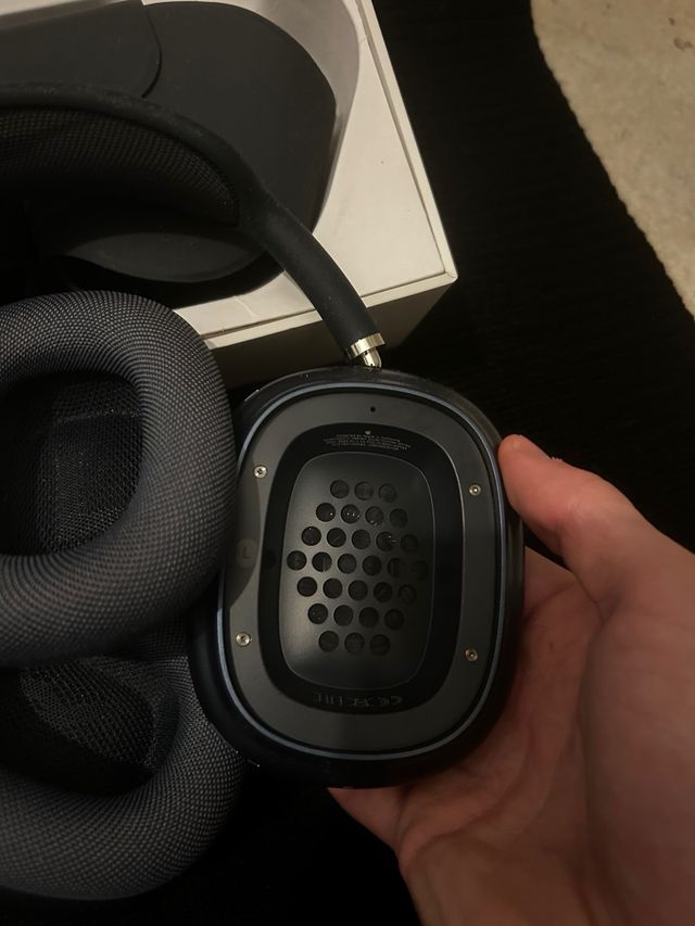 AirPods Max Midnight - Apple