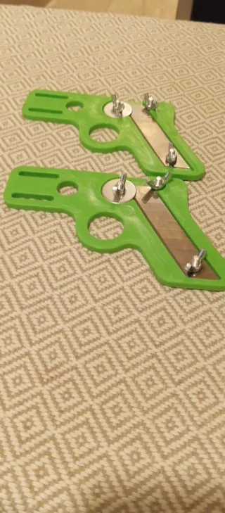 Recortadora manual verde