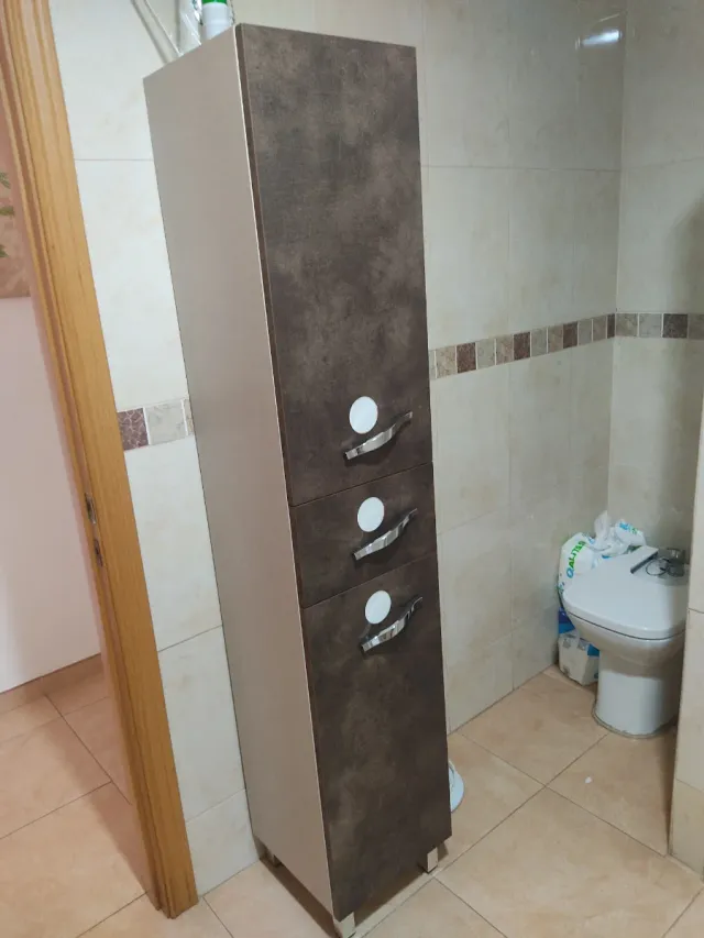 Mueble de baño madera y metal