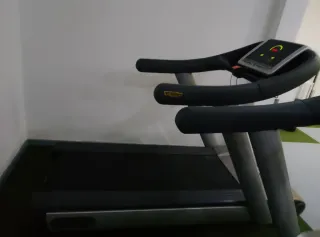 Cinta de Correr Technogym Profesional URGE VENDER