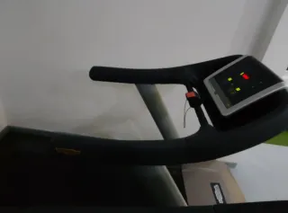 Cinta de Correr Technogym Profesional URGE VENDER