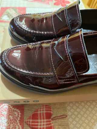 Mocasines charol piel T.37