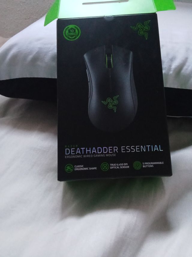 Ratón Razer Deathadder Essential Negro