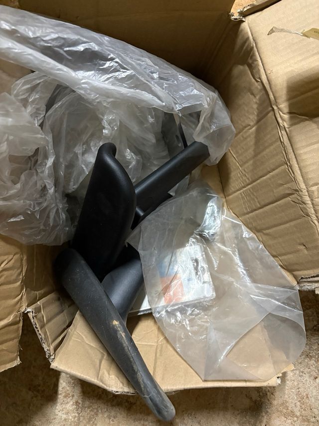 Recambios mobiliario oficina