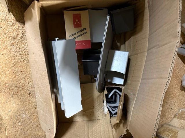 Recambios mobiliario oficina