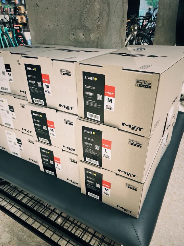 Casco MET Manta Mips Talla M Blanco