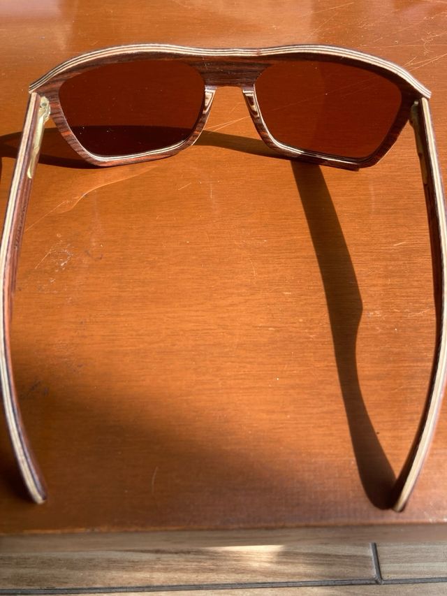 Gafas de sol de madera