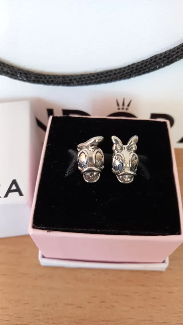 Pareja Charms Donald y Daisy Pandora Plata