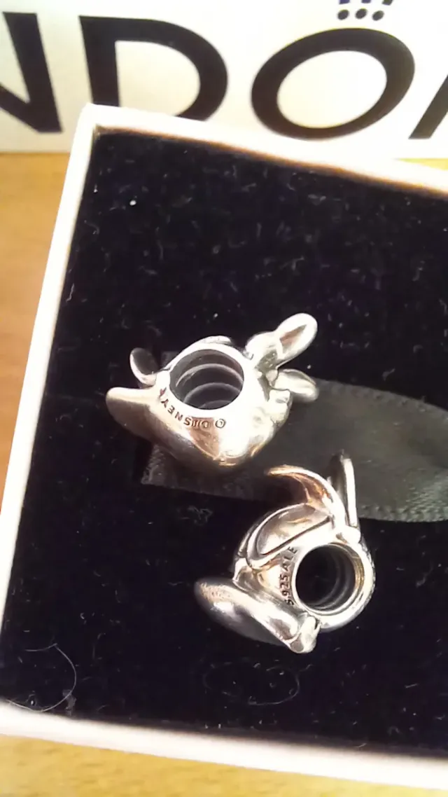 Pareja Charms Donald y Daisy Pandora Plata