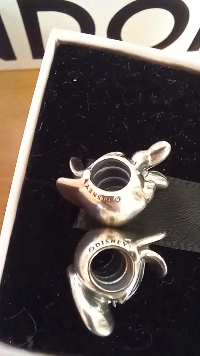 Pareja Charms Donald y Daisy Pandora Plata